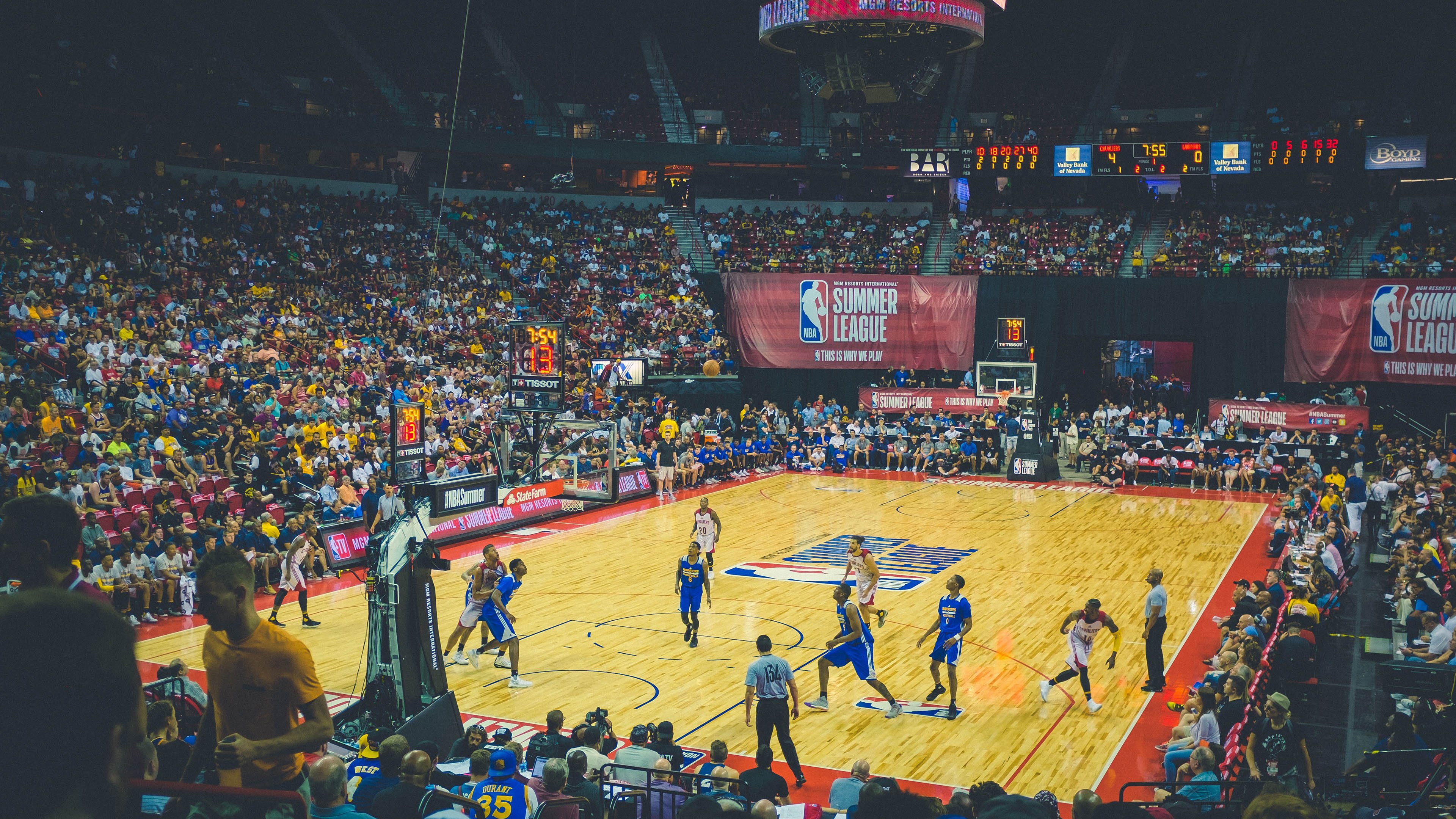 年度焦点之战之夜，恩佐主宰比赛走向