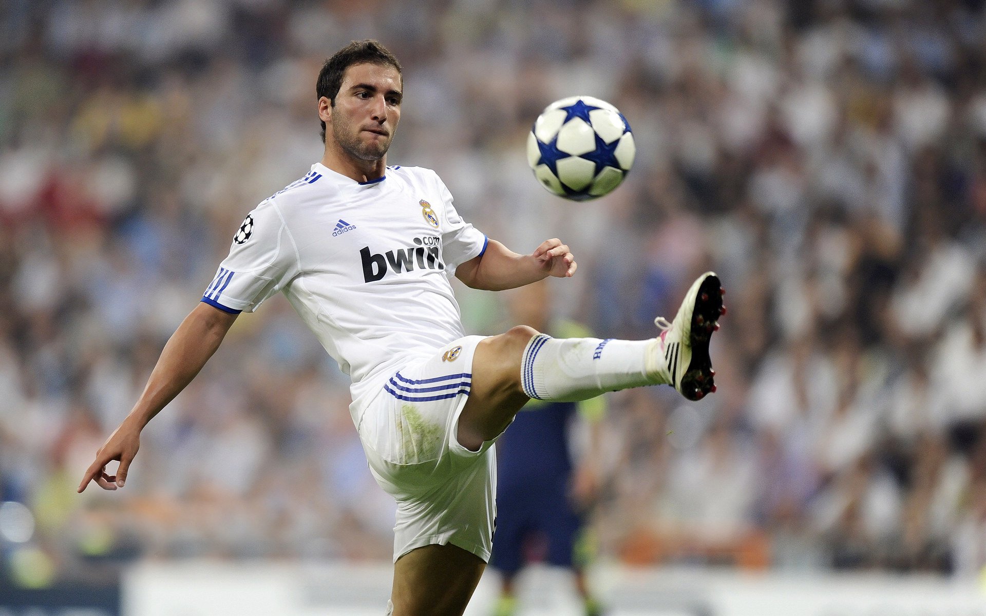 绿茵场上的命运交响曲，从西甲德比到欧陆突围的战术启示